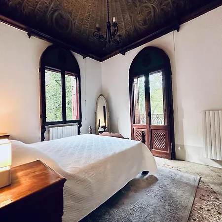 Villa House By Veneto